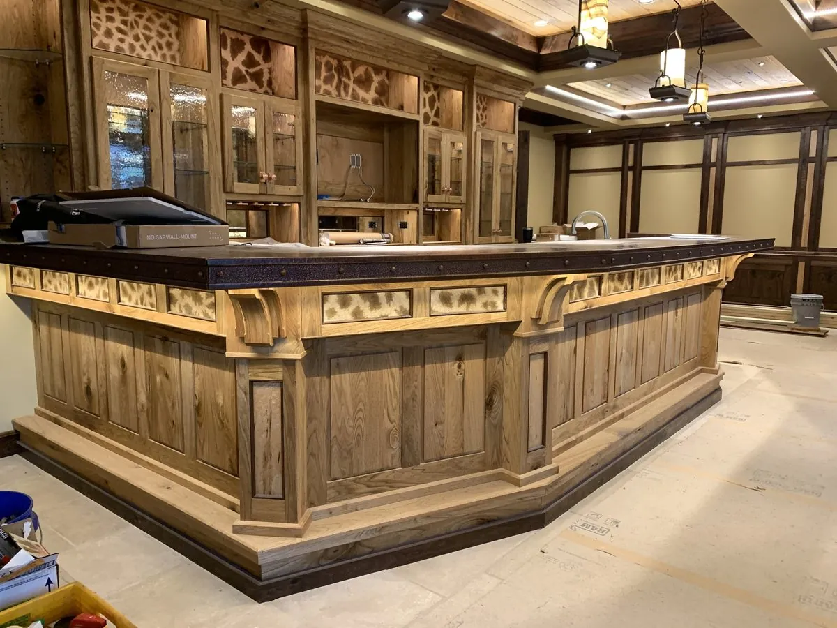 Custom Bar & Millwork